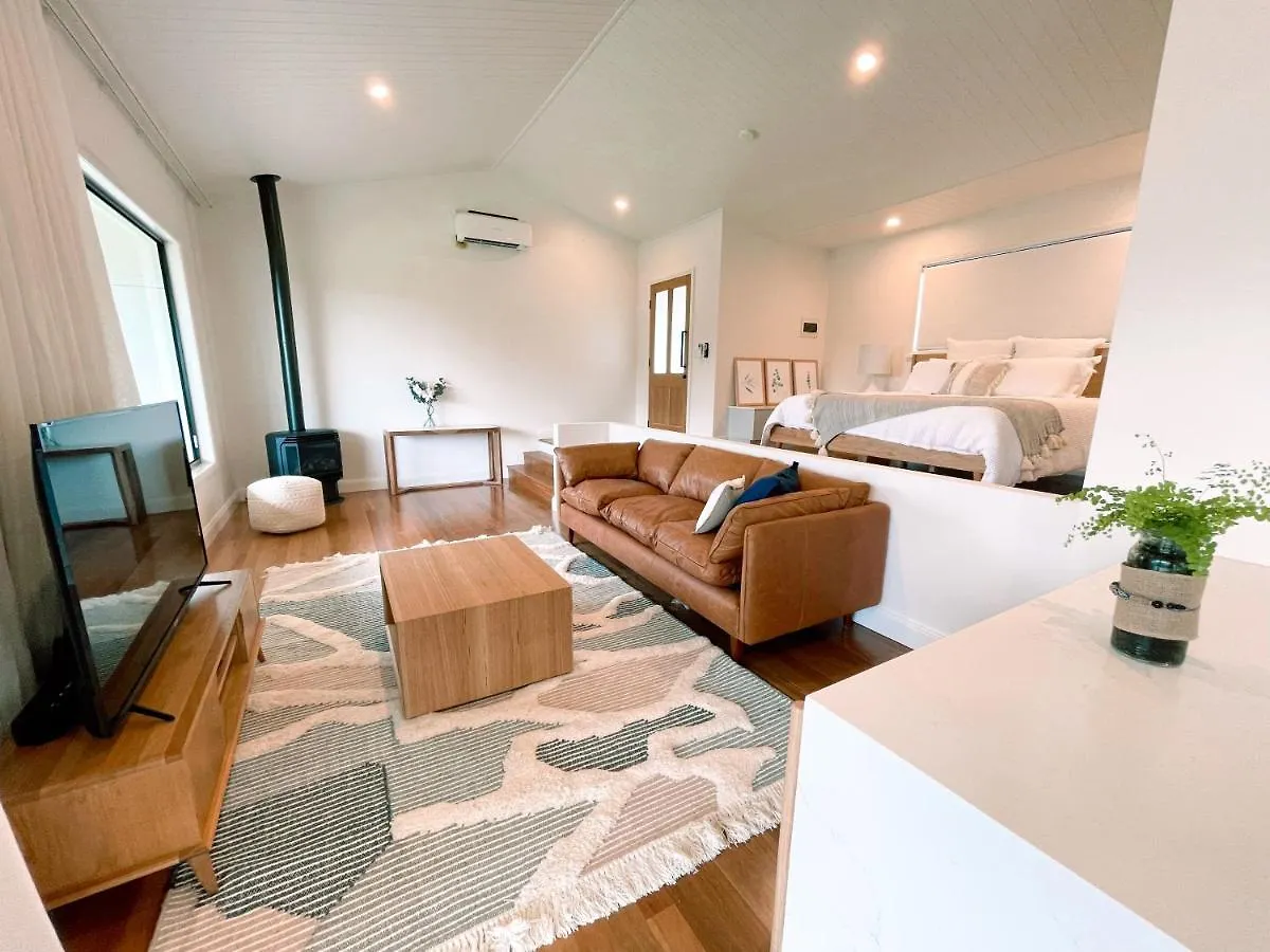 Seven Peaks Farm Stay Beerwah Australia