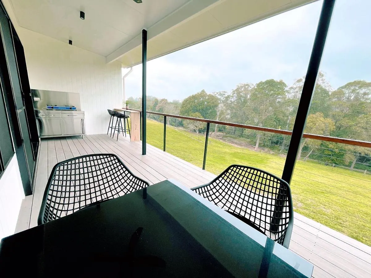 Seven Peaks Farm Stay Beerwah Australia